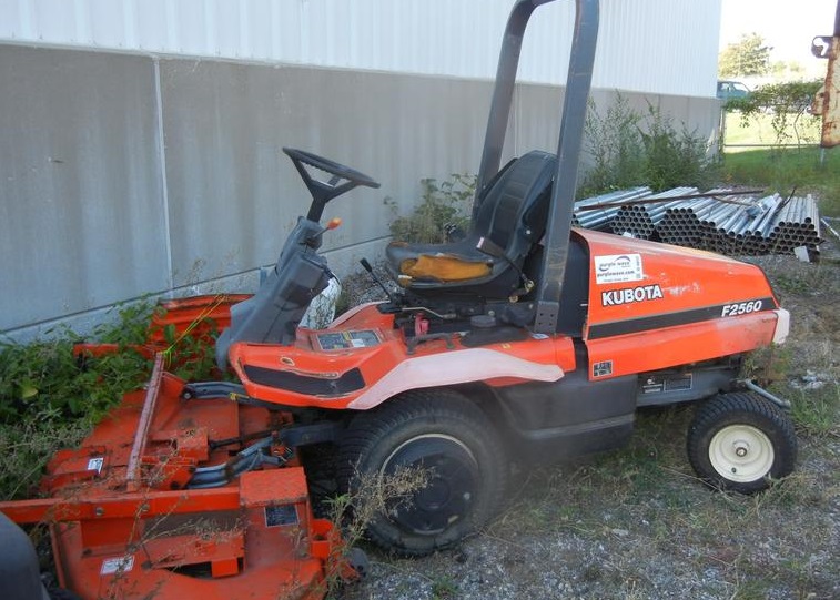 KUBOTA F2560, tłoki i pierścienie silnika